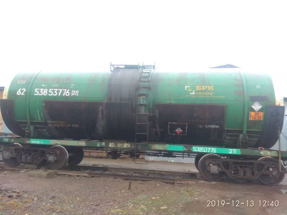 В Кыргызстан пытались ввезти контрабандные  ГСМ из Казахстана по железной дороге. Фото — Today.kg