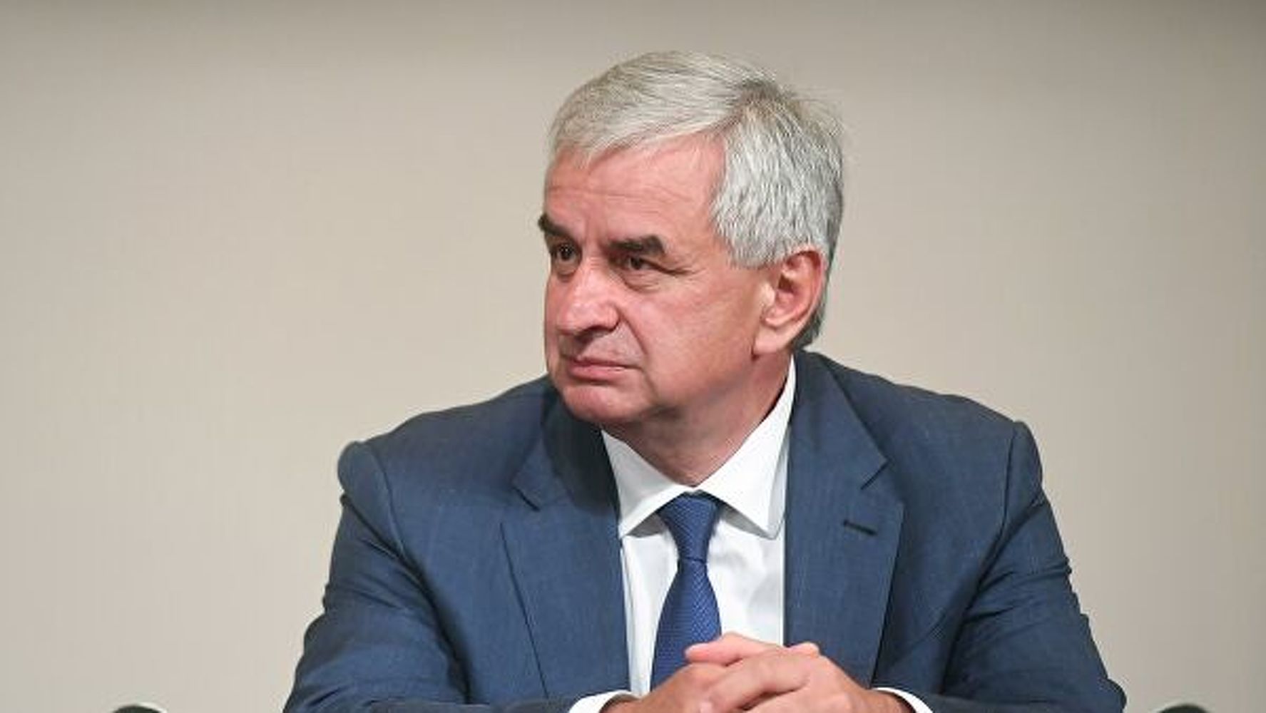 Президент Абхазии подал в отставку после четырех месяцев работы — что произошло — Today.kg