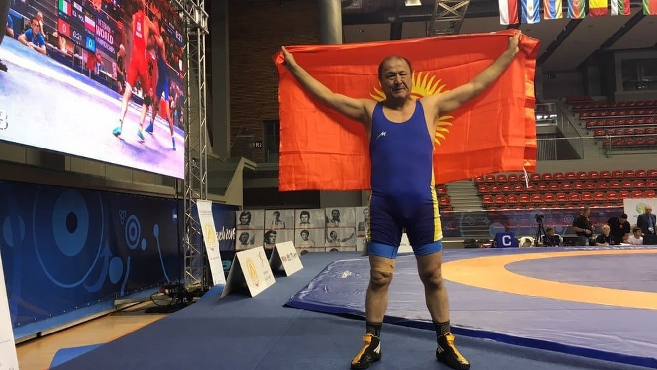 Мелис Турганбаев стал чемпионом мира по борьбе — Today.kg
