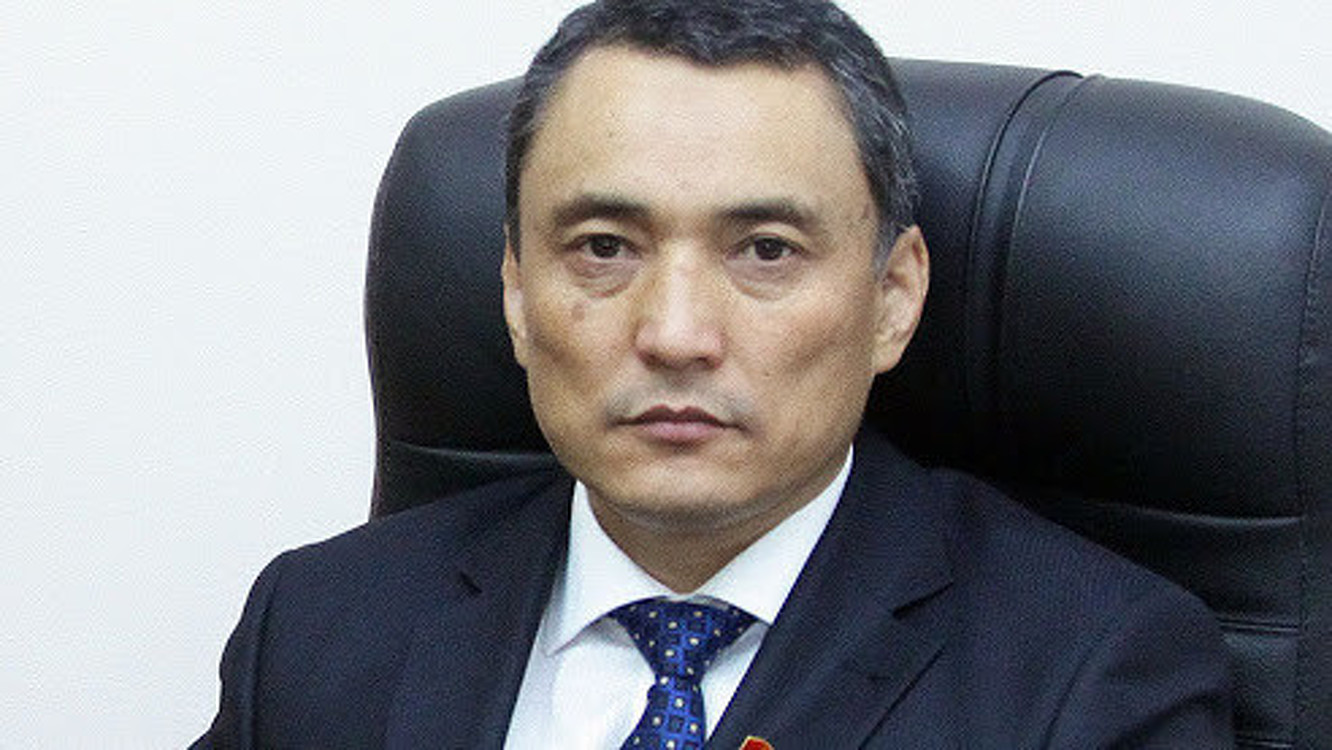 Экс-глава Аппарата Жогорку Кенеша Самат Ибраев зарегистрирован депутатом от СДПК — Today.kg