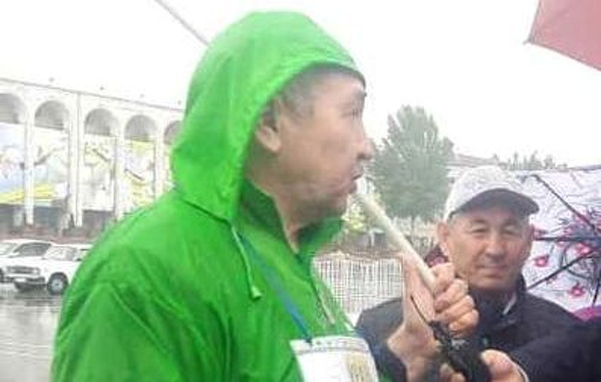 Лидера Партии зеленых Эркина Булекбаева после антиуранового митинга доставили в милицию — Today.kg