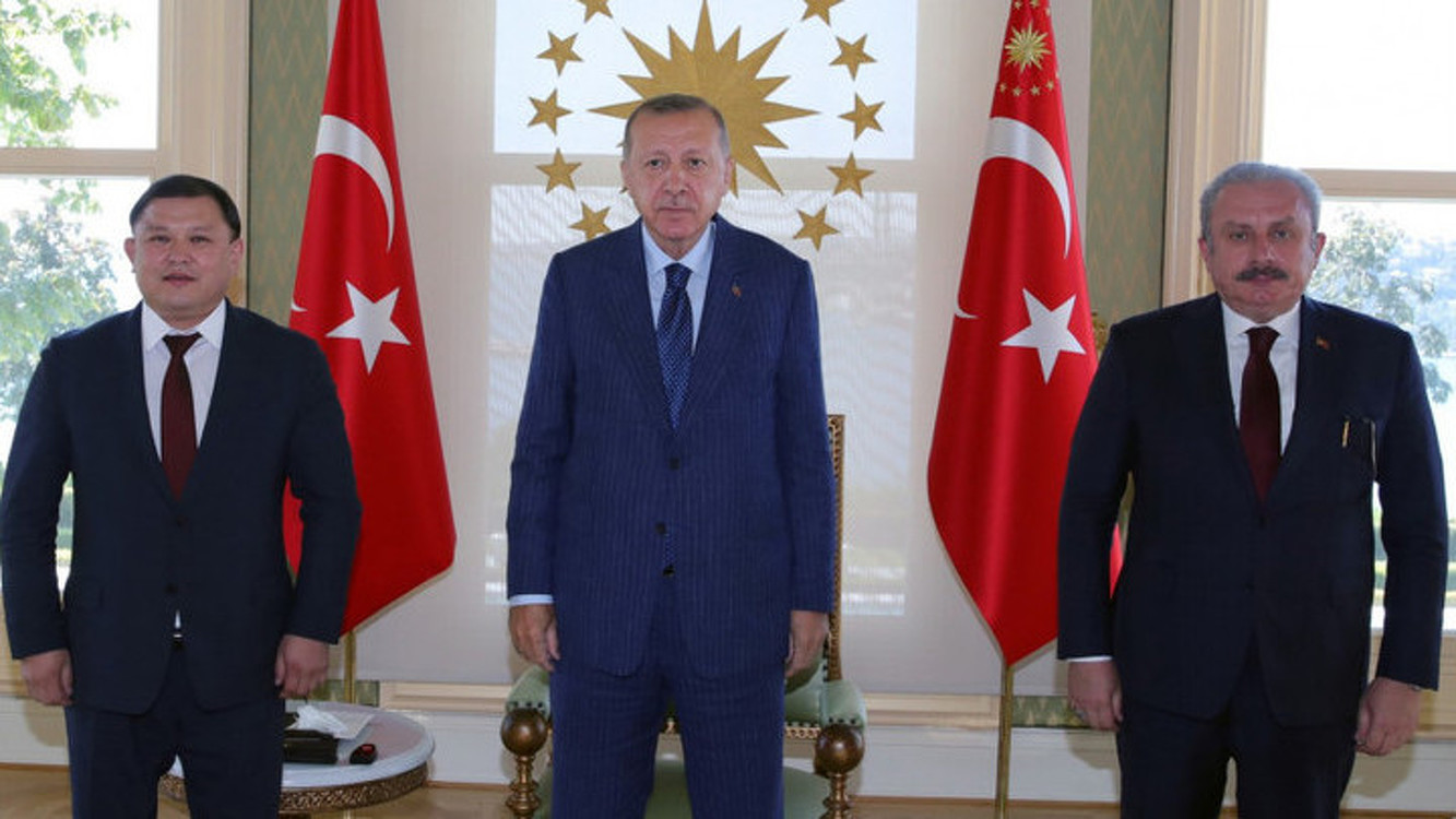 Спикер ЖК Джумабеков встретился с президентом Турции Эрдоганом — Today.kg
