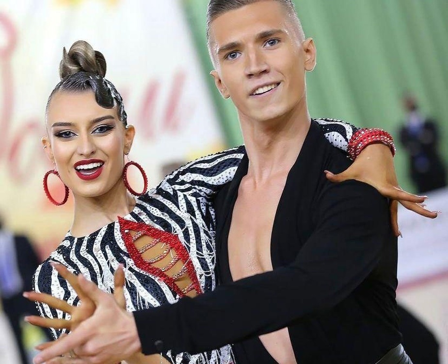 Кыргызстанцы стали победителями международного турнира по  бальным танцам — Today.kg