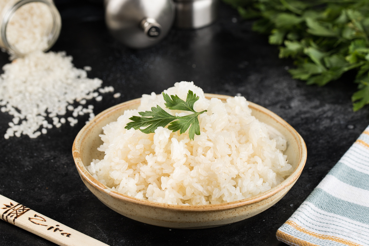 Жарено вареный рис. Вареный рассыпчатый рис. Рис отварной. Рис вареный. Рисовая каша рассыпчатая.
