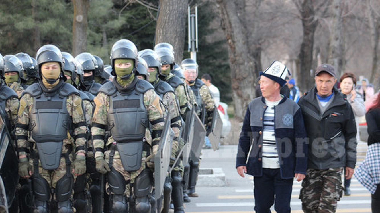 МВД не стал озвучивать количество привлеченных сил на разгон митингующих — Today.kg