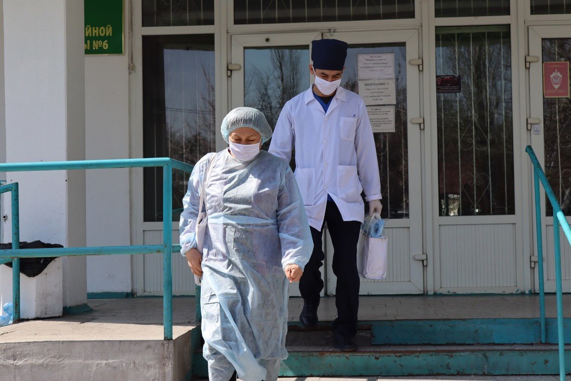 В Кыргызстане зафиксировали 42 новых случая заражения коронавирусом. Всего 419 зараженных — Today.kg