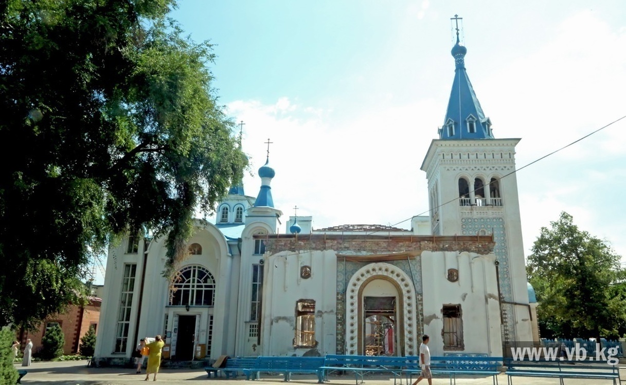 В прощенное воскресенье на территории кафедрального собора в Бишкеке пройдут гулянья — Today.kg
