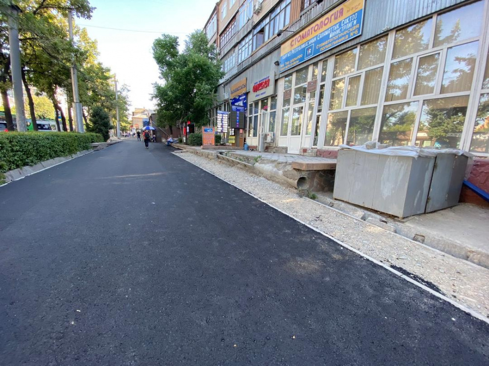 Мэрия закончила реконструкцию тротуаров на Моссовете и проспекте Манаса. Оцените — Today.kg