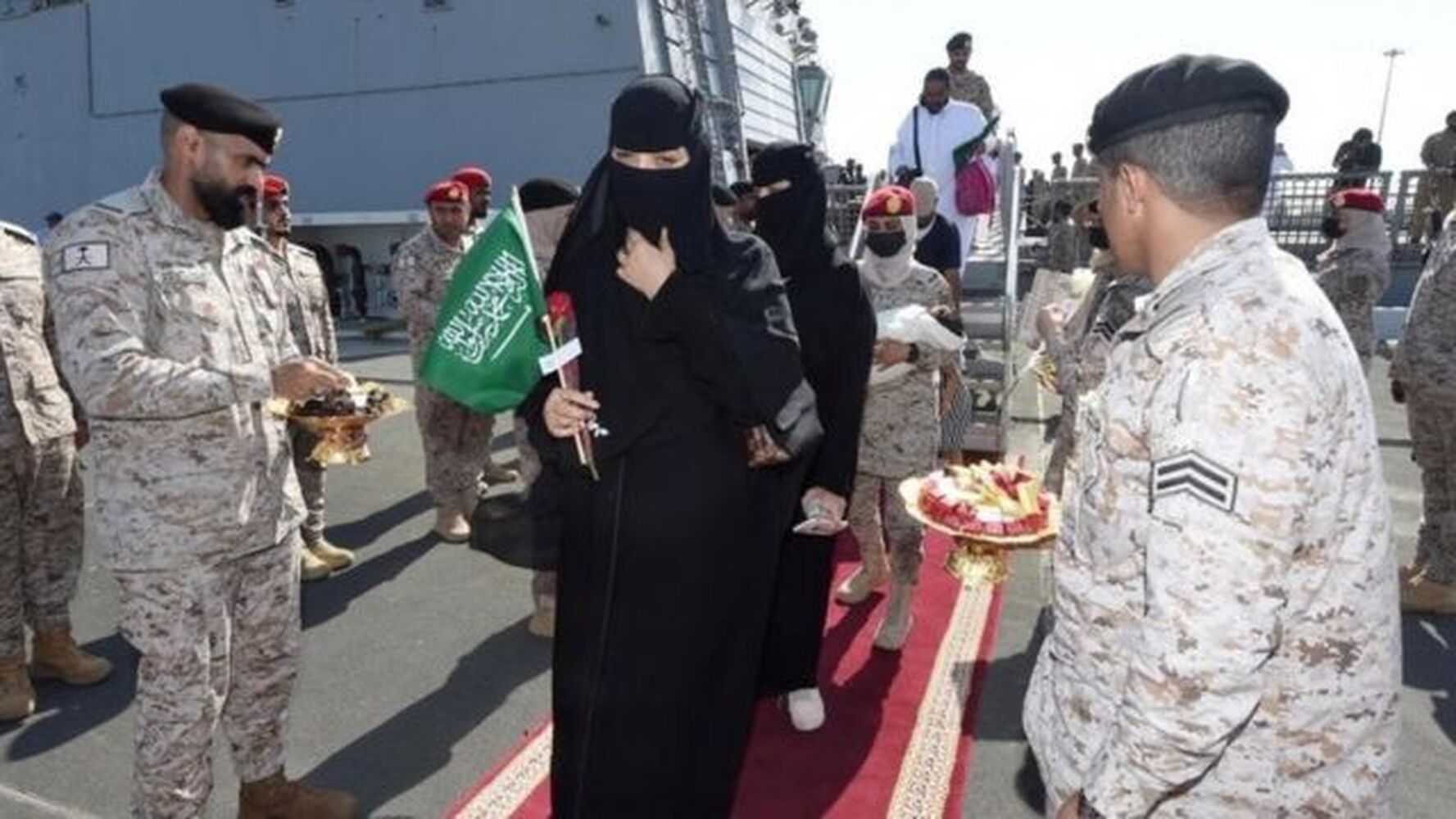 Саудовская Аравия эвакуировала 157 человек из Судана — Today.kg