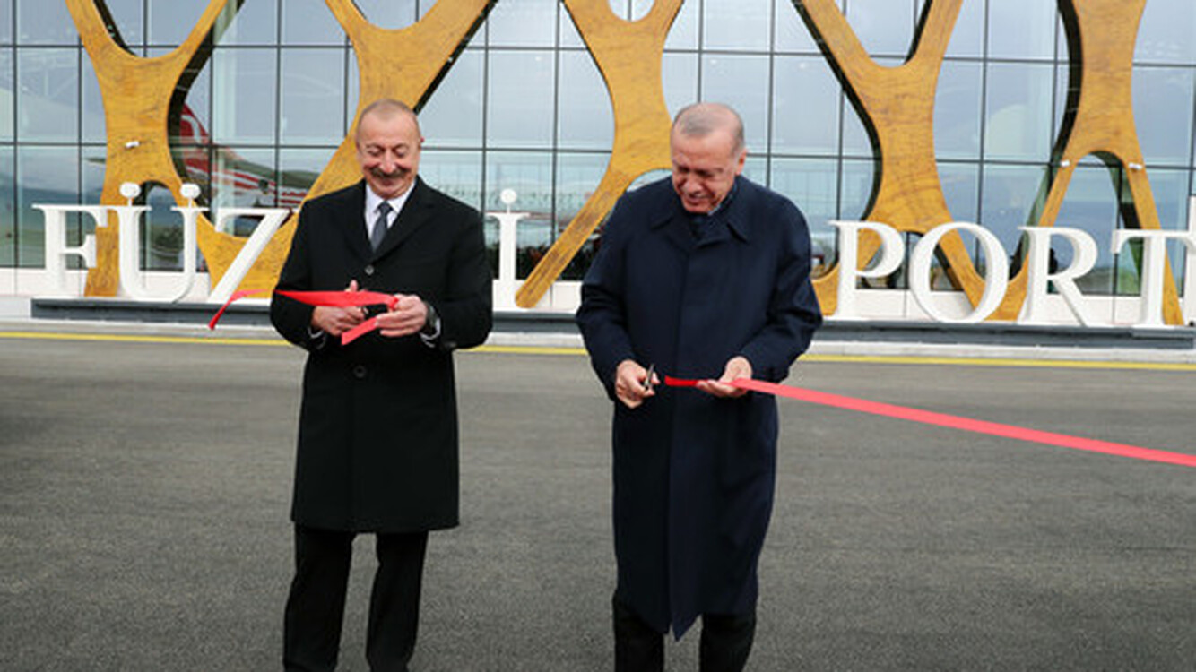 Алиев и Эрдоган открыли новый аэропорт в Карабахе — Today.kg