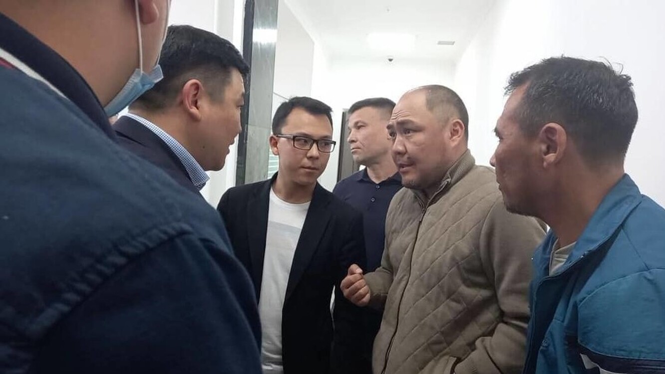 Между главой Бишкекской ТИК и членом партии коммунистов произошла словесная перепалка — Today.kg
