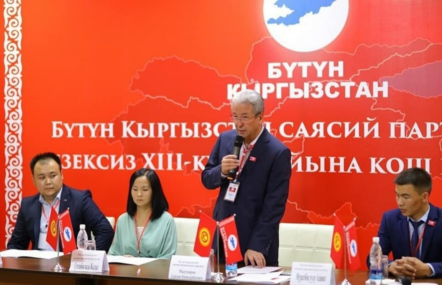 «Бутун Кыргызстан» и Партия зеленых уведомили об участии в повторных выборах — Today.kg
