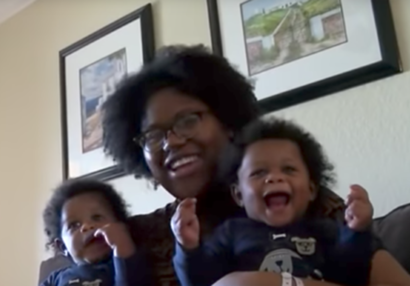Американка родила дважды за один год. И оба раза близнецов (видео) — Today.kg