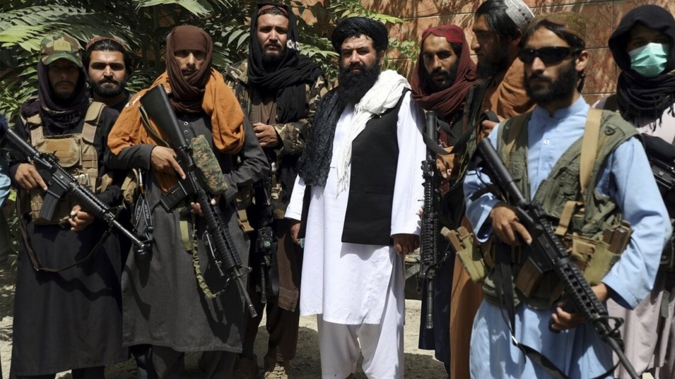 В Афганистане начались боевые столкновения между группами талибов — Today.kg