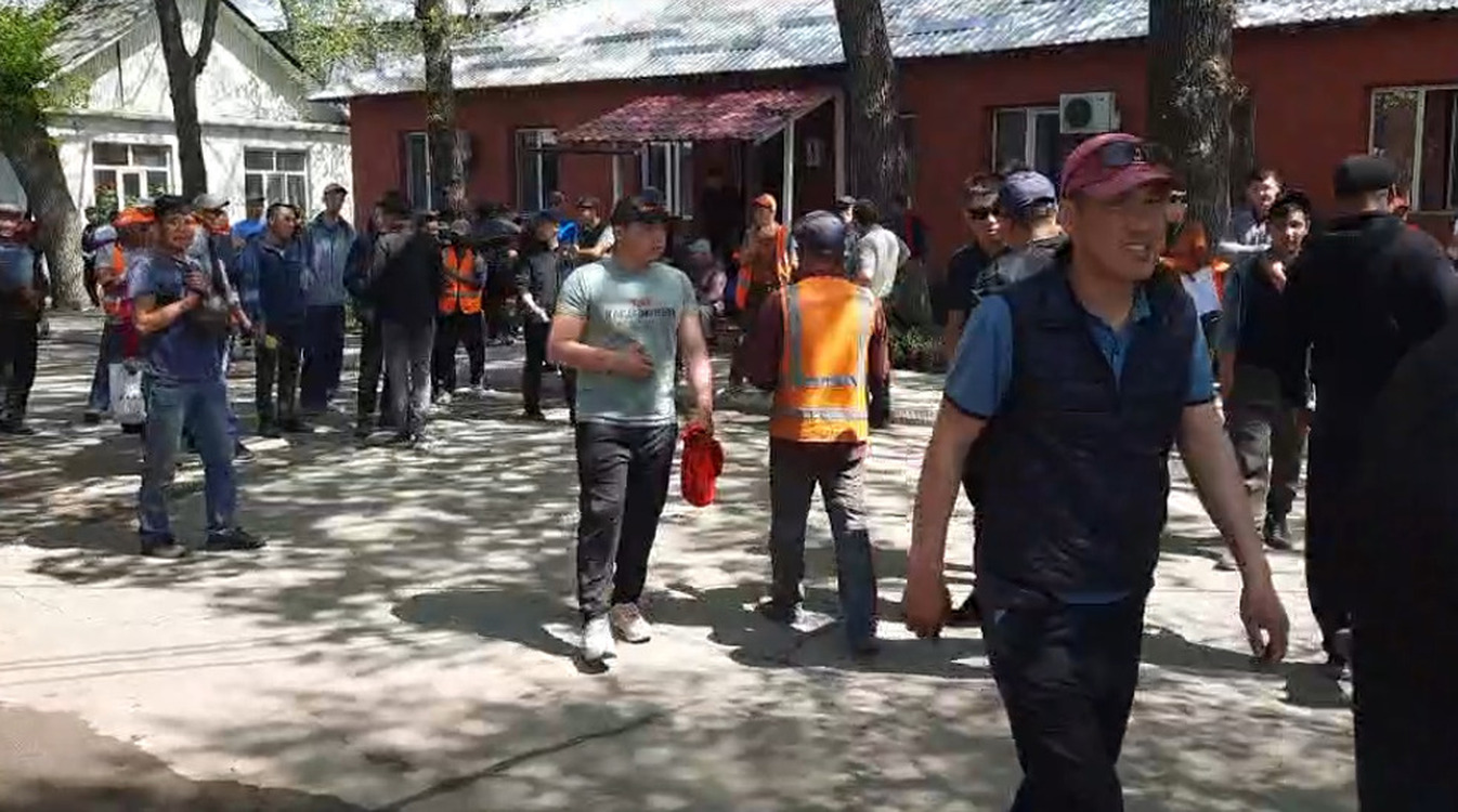 Сотрудников «Тазалыка», устроивших сегодня забастовку, вызывают на допрос в ГКНБ — Today.kg