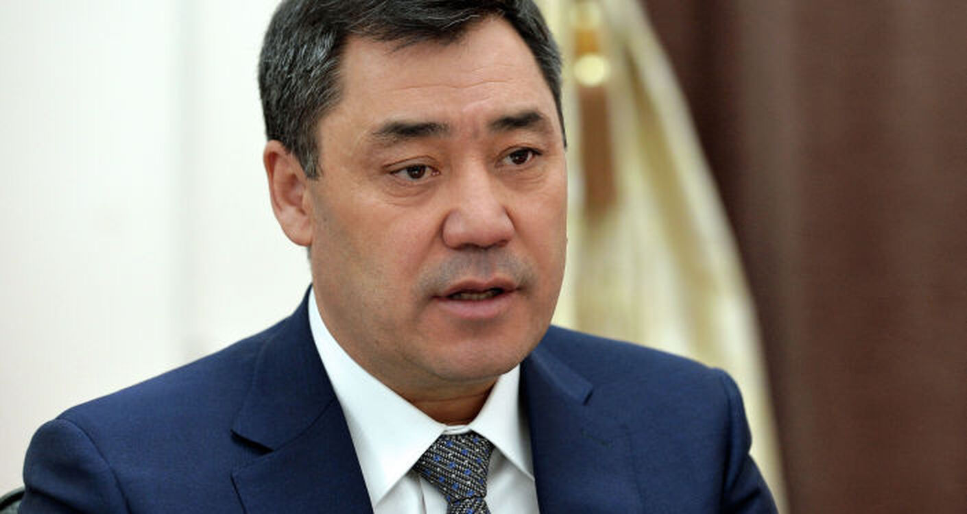 Жапаров рекомендовал чиновникам не вешать его портреты в кабинетах — Today.kg