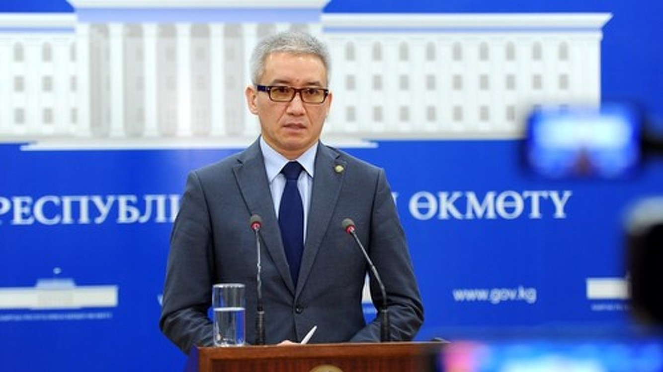 Э.Асрандиев признал недостатки в работе комендатуры Бишкека при выдаче пропусков для производственных предприятий — Today.kg