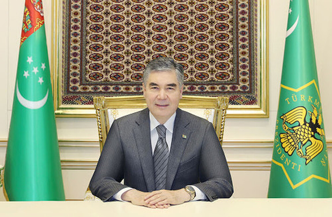 Президент Туркменистана наградил медалями генсеков ООН — Today.kg