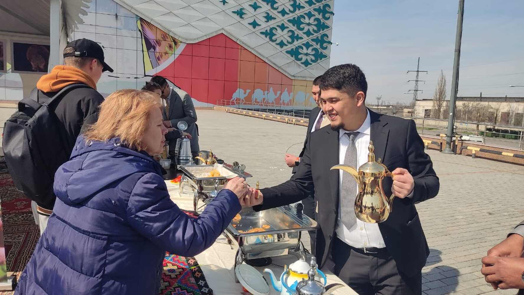 В Бишкеке прошел День саудовского кофе — Today.kg