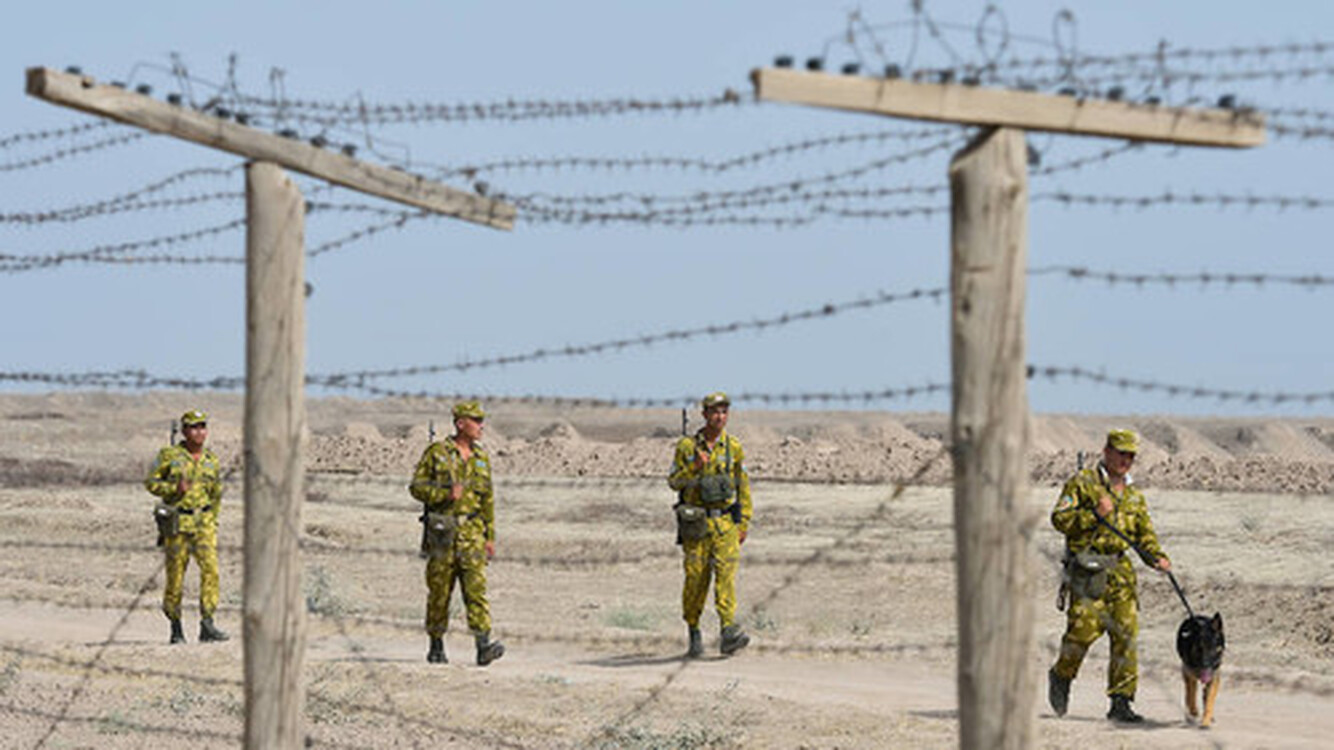 На кыргызско-таджикской границе открыли стрельбу, ранены двое кыргызстанцев — Today.kg