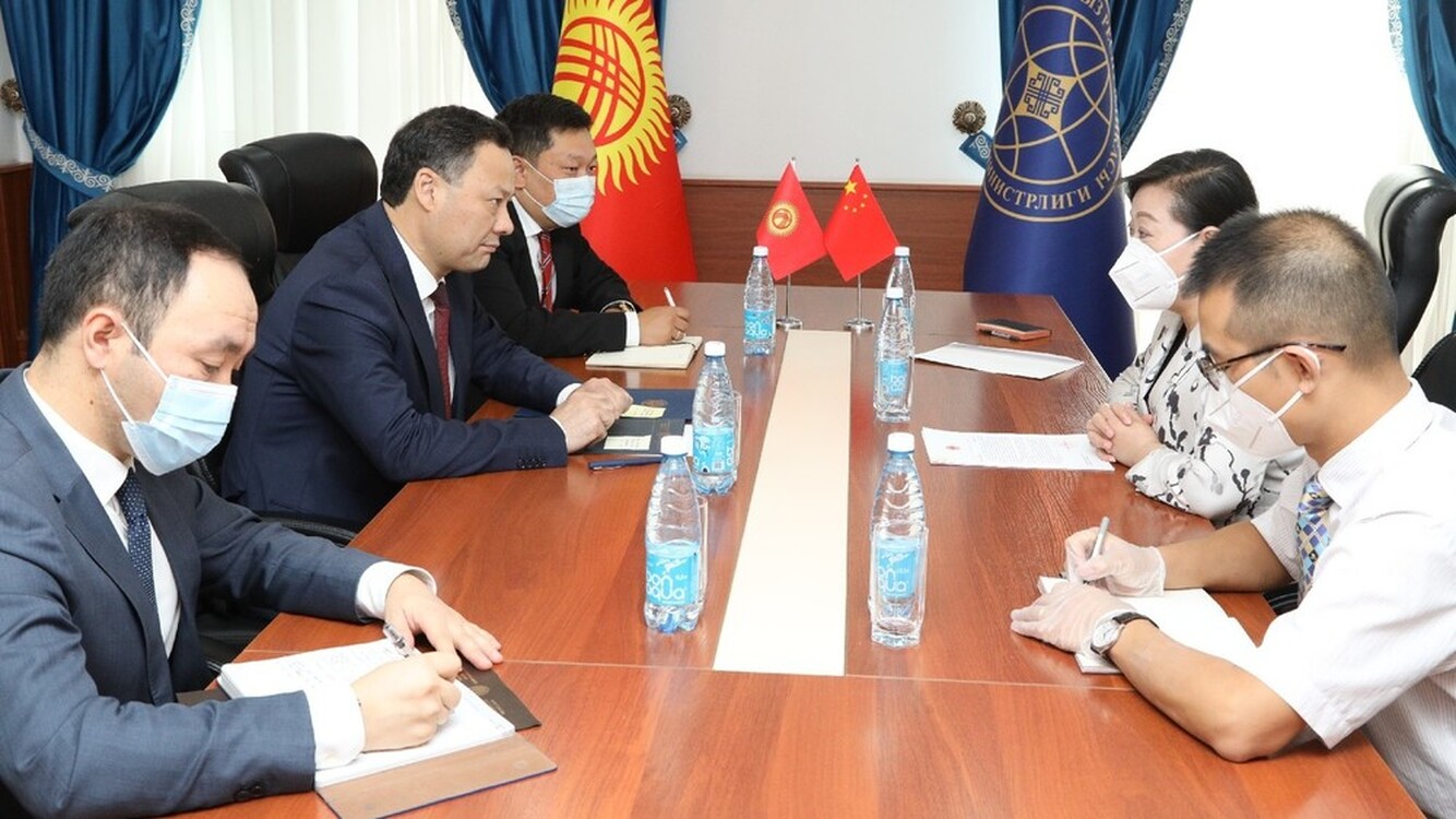 Китай окажет гумпомощь Кыргызстану в виде средств индивидуальной защиты от коронавируса — Today.kg