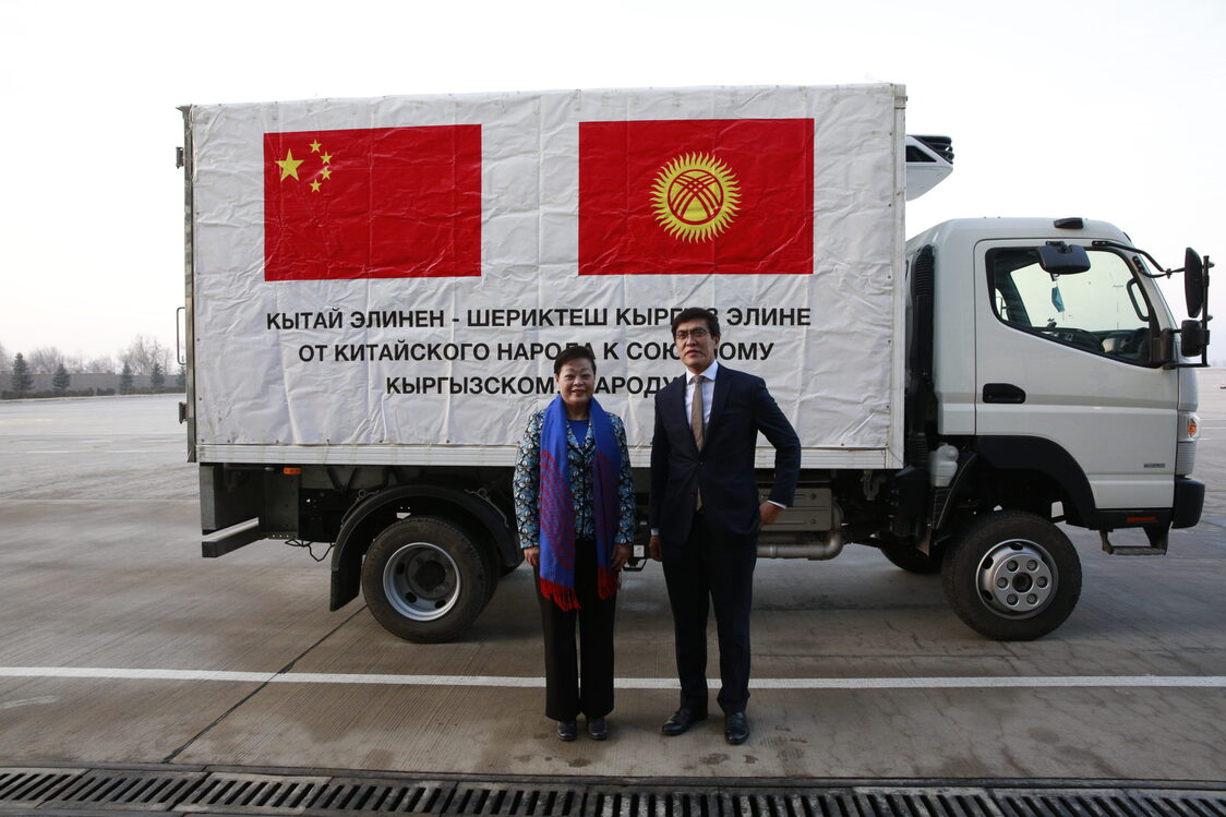 В Кыргызстан привезли 1,5 млн доз вакцины Sinopharm — власти вновь призвали всех вакцинироваться — Today.kg