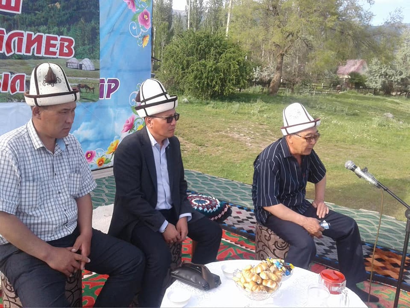 В Тюпском районе Иссык-Куля собрались известные манасчи Кыргызстана — Today.kg