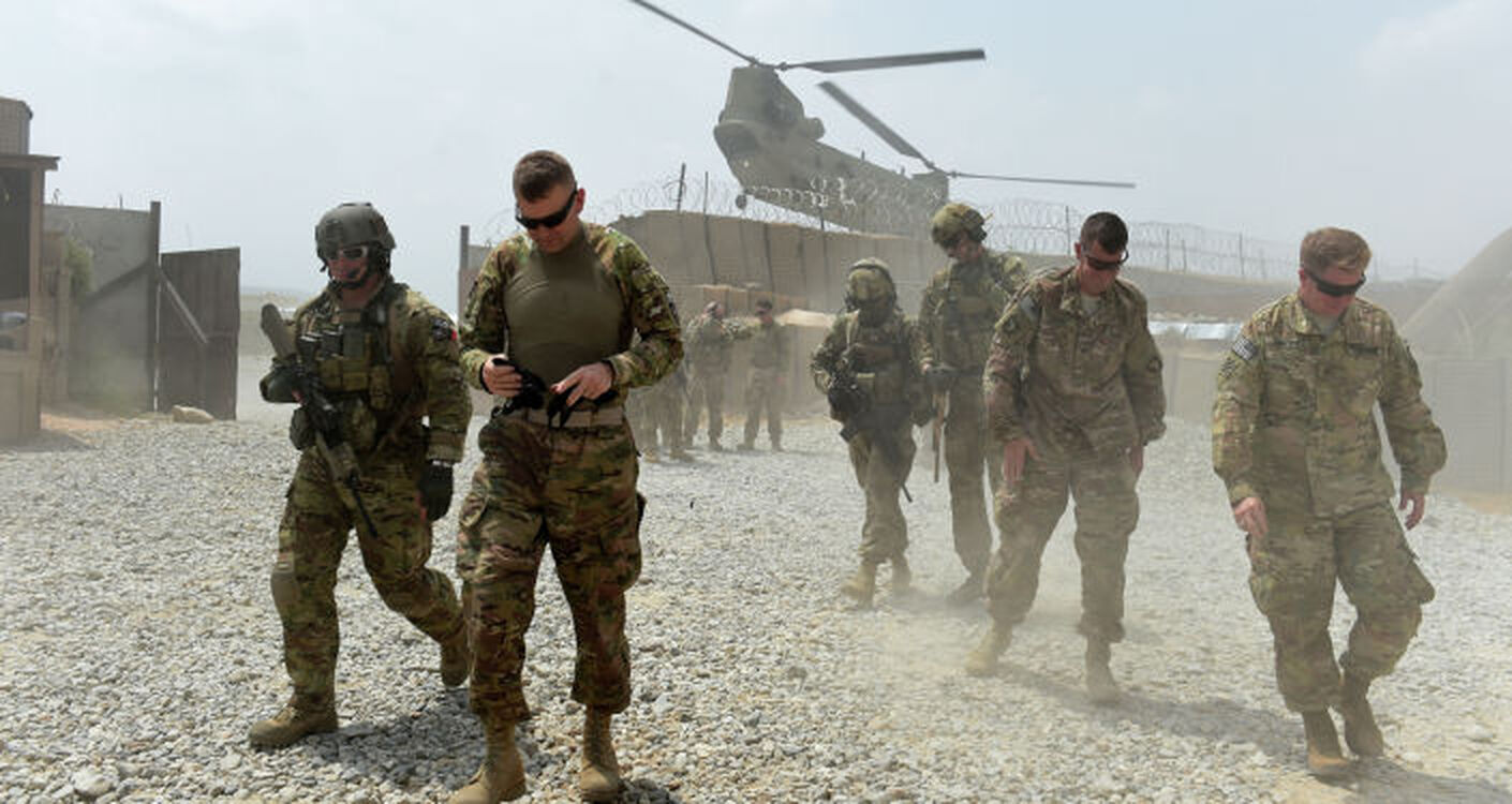 США ежедневно тратили в Афганистане более $300 млн — Боррель — Today.kg