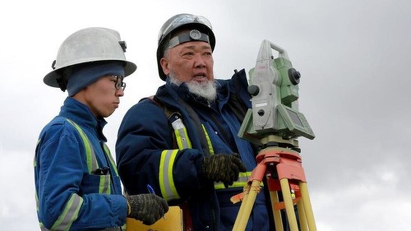 Недавно на переговорах в Женеве Centerra Gold Inc. призналась, что рудник Кумтор действует, а кыргызстанцы могут работать на таких рудниках, - А.Жапаров — Today.kg