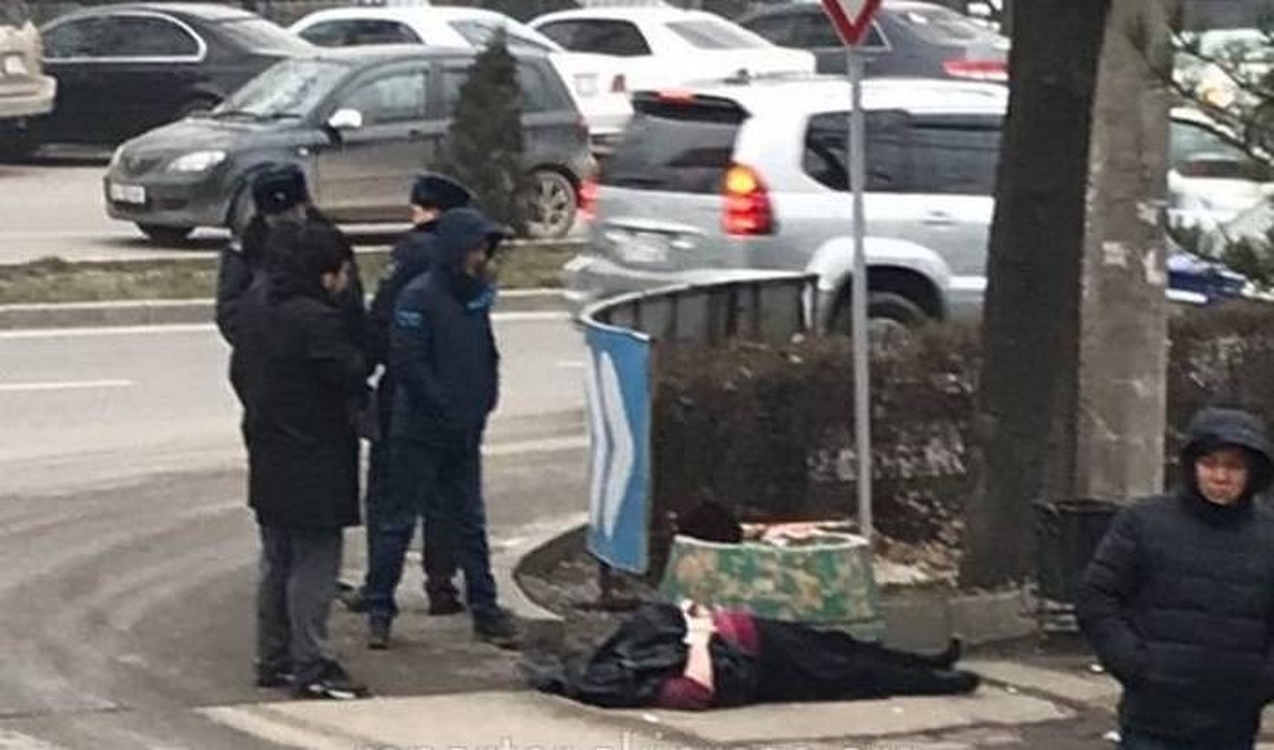 В Бишкеке прохожие обнаружили труп женщины — Today.kg