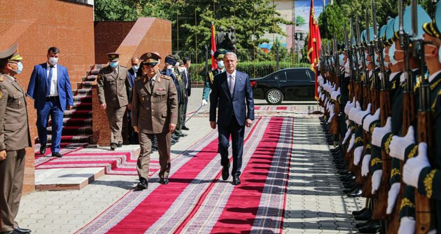 О чем договорились министры обороны Кыргызстана и Турции — Today.kg
