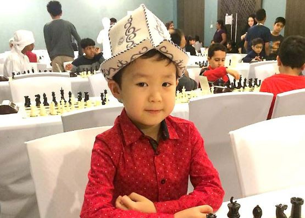Юного шахматиста из Кыргызстана Султая Чынгыза показали на Первом канале — Today.kg