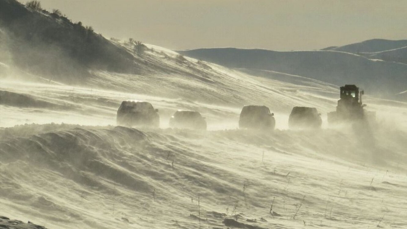 На некоторых автодорогах Кыргызстана ожидается сход лавин, снежные заносы, гололед — Today.kg