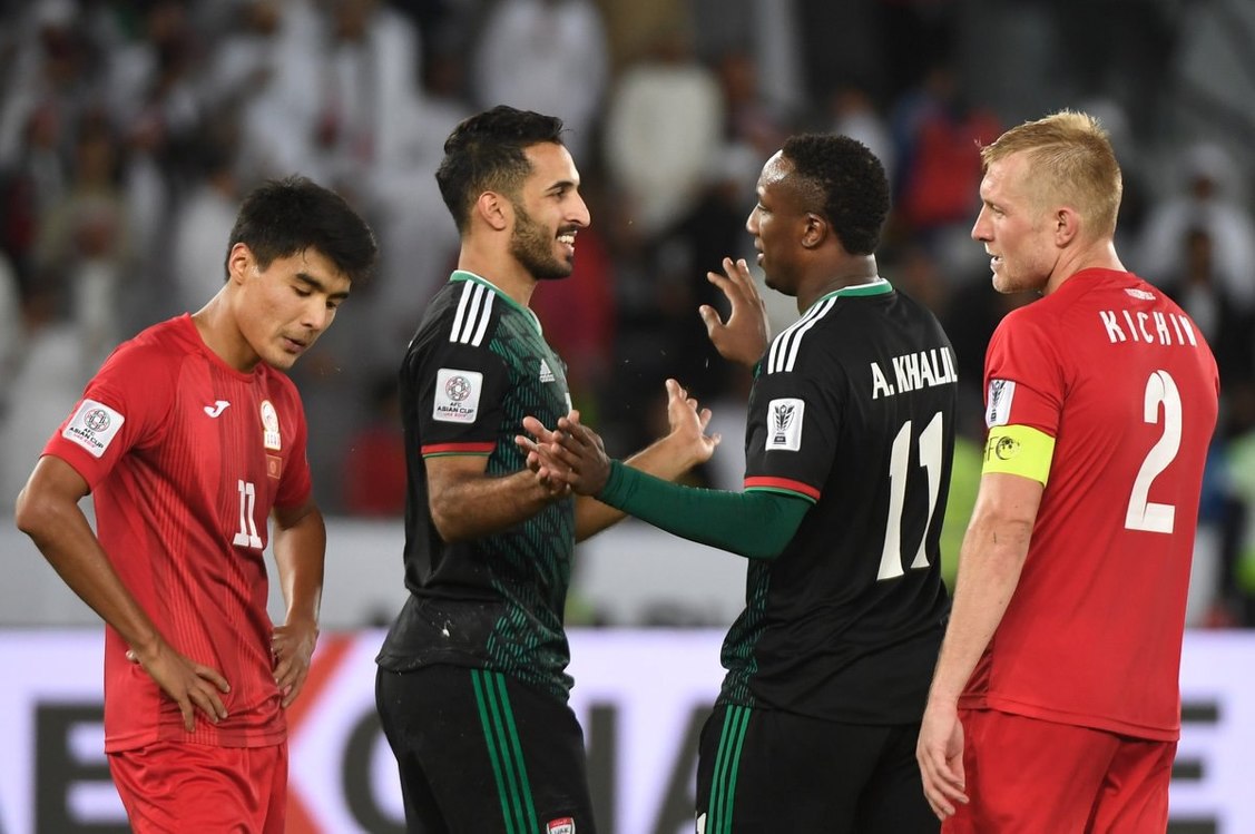 Кубок Азии 2019: Кыргызстан покидает турнир, ОАЭ побеждает после спорного пенальти — Today.kg