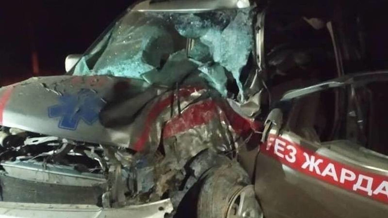 В Таласе машина скорой помощи попала в аварию. Погибли фельдшер и водитель — Today.kg