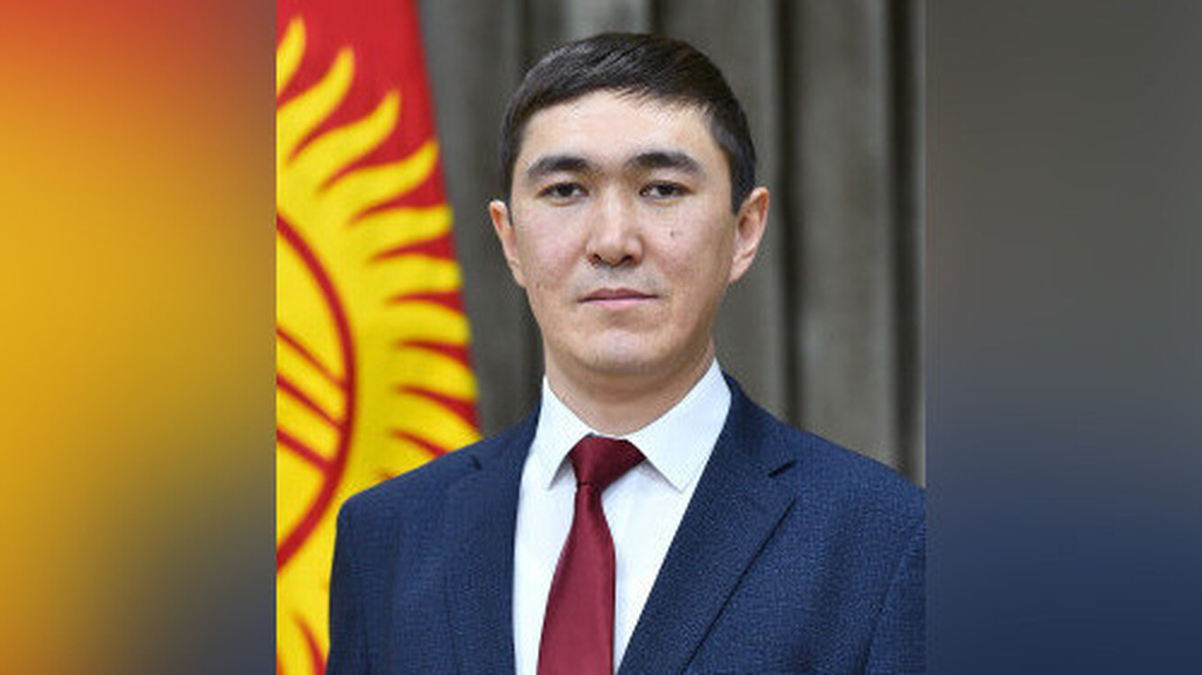 «Уважайте должность». Вице-мэр Бишкека Узаков нагрубил сотруднице БГК в ответ на рабочую просьбу — Today.kg