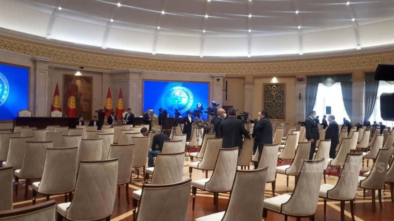 На заседании Жогорку Кенеша ожидается выступление президента Жээнбекова — Today.kg