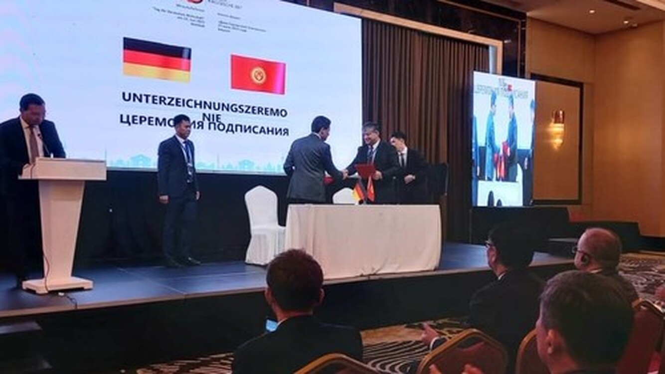 Кыргызстан и Германия подписали 2 меморандума и 2 договора о поставках сельхозтехники (список) — Today.kg