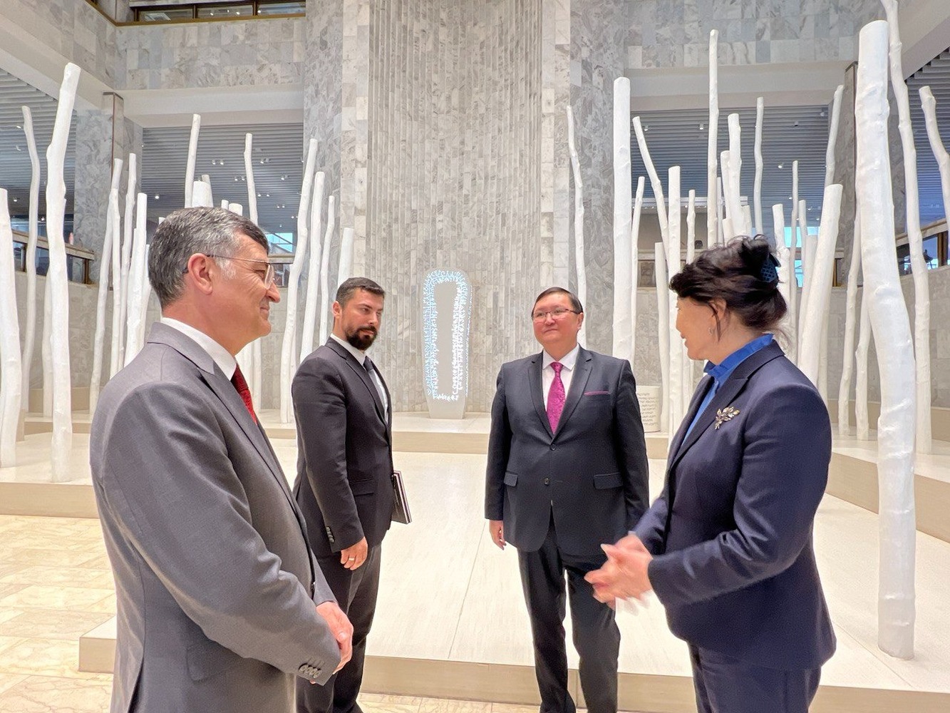Делегация Турецкого агентства по сотрудничеству и координации побывала в Национальном историческом музее — Today.kg