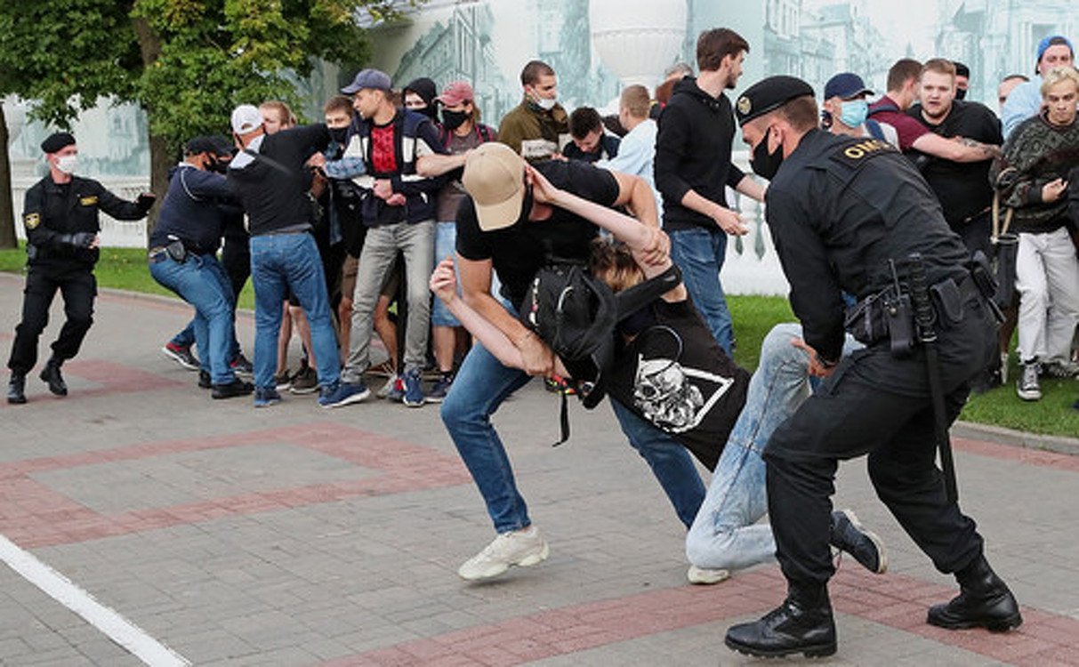 На акции протеста в Минске задержаны более 180 человек — Today.kg