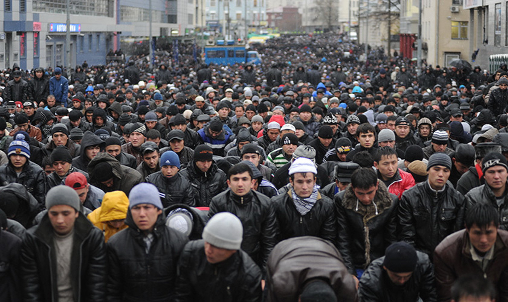 Более 70% россиян хотели бы снизить поток трудовых мигрантов из-за рубежа — Today.kg