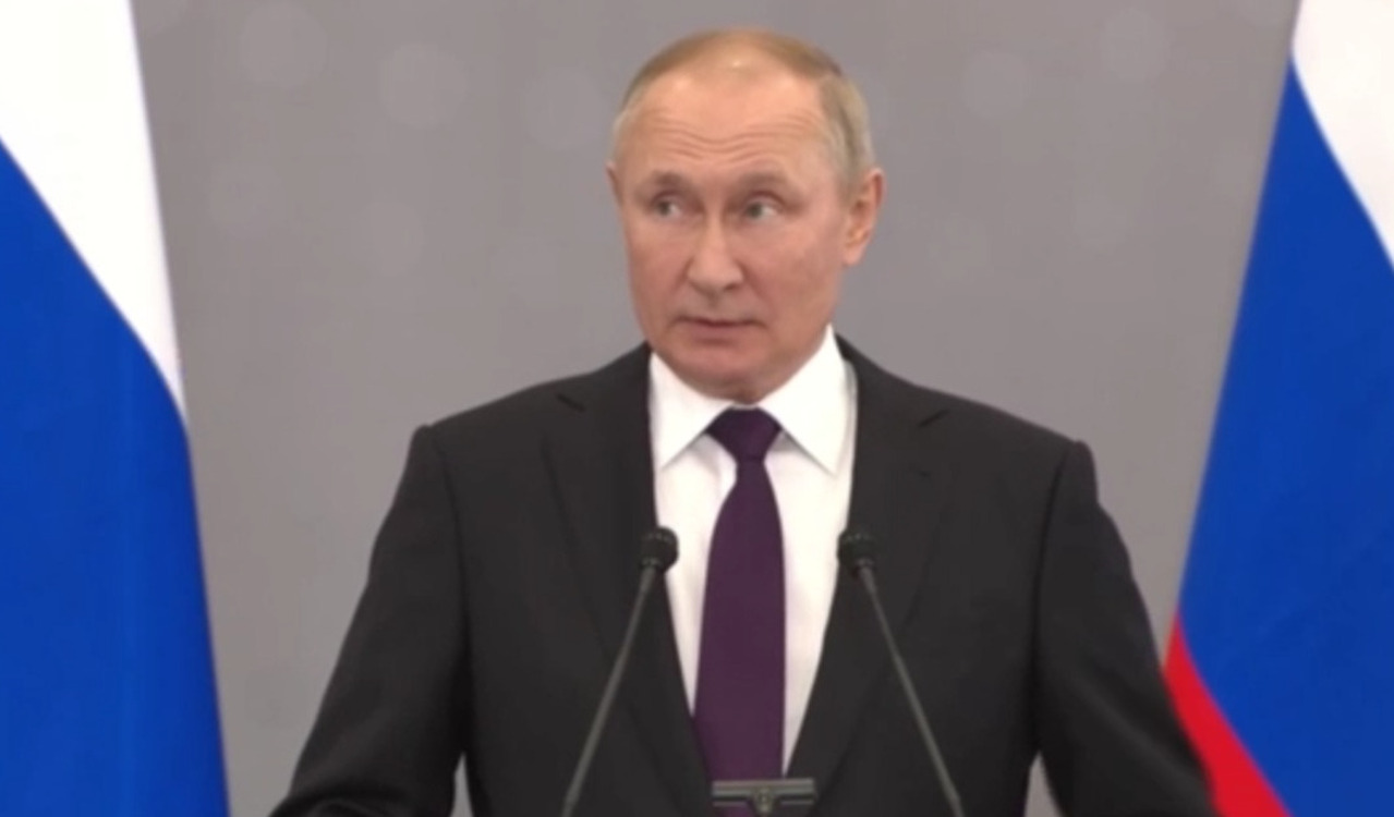 Путин прокомментировал итоги трехсторонней встречи Жапаровым и Рахмоном — Today.kg