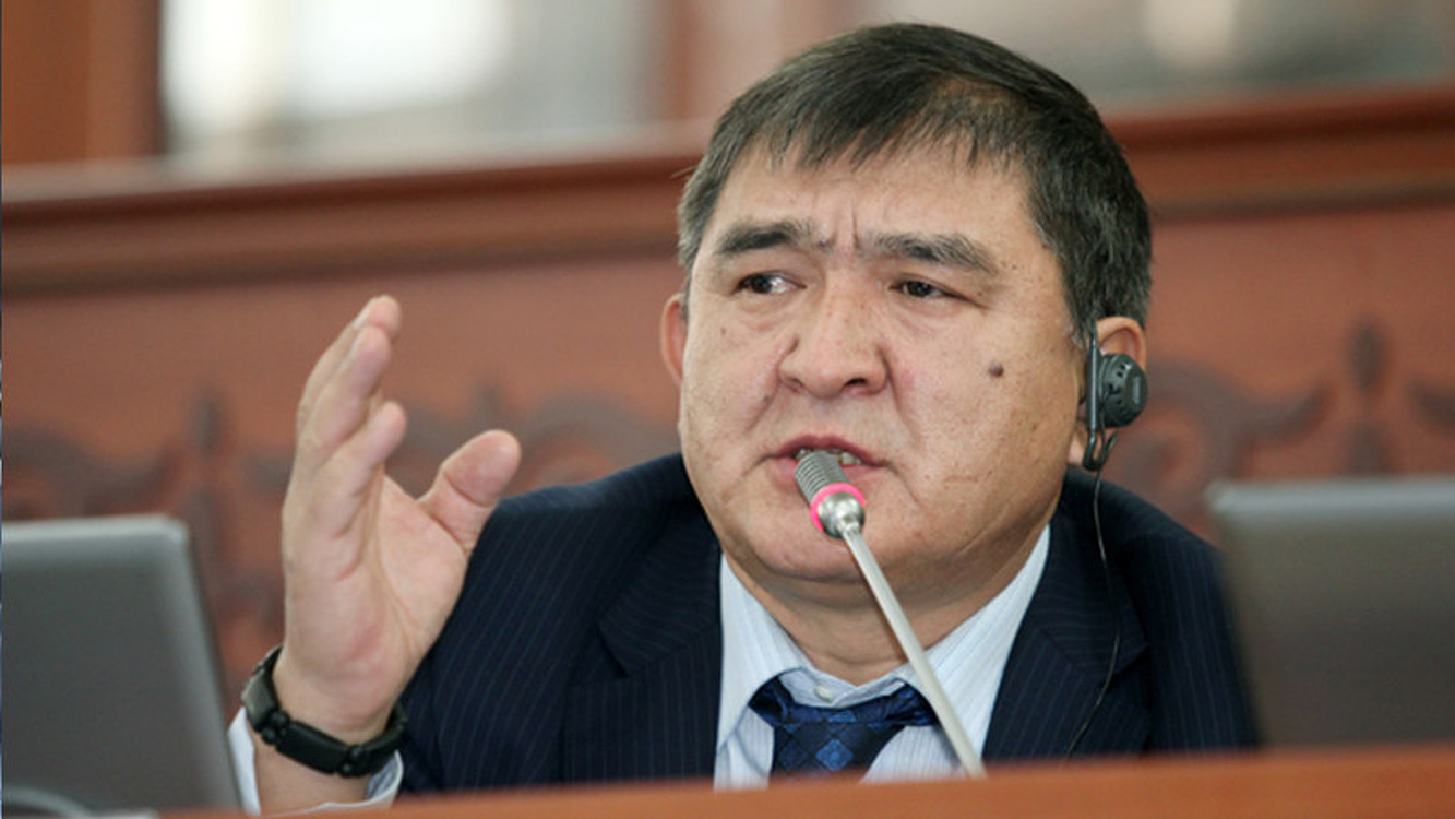 Около 500 тысяч тонн муки завозят в Кыргызстан контрабандой — Today.kg