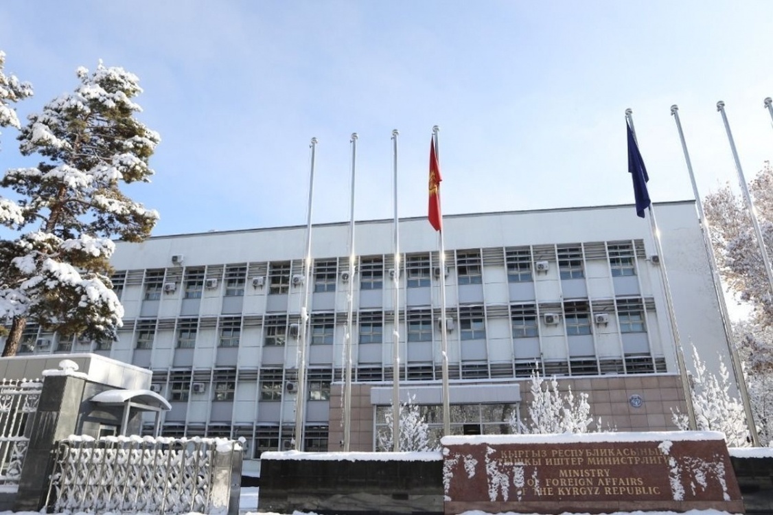 Посольство Кыргызстана в Украине на связи с соотечественниками — Today.kg