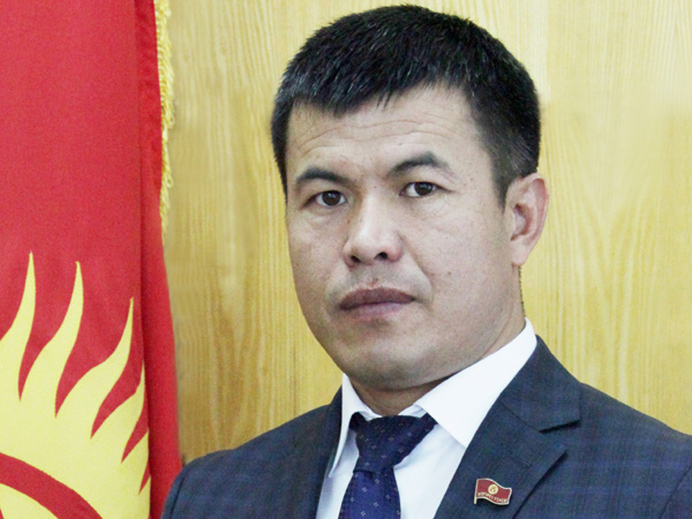 Омурбек Бакиров стал депутатом от фракции СДПК — Today.kg