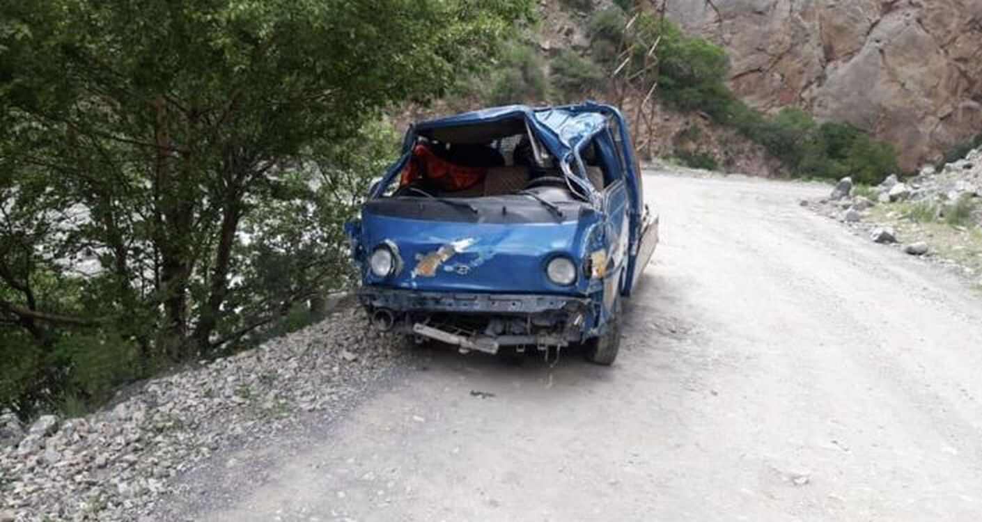 Нашли тела двух кыргызстанок, упавших в реку на Porter. В авто было пятеро — Today.kg